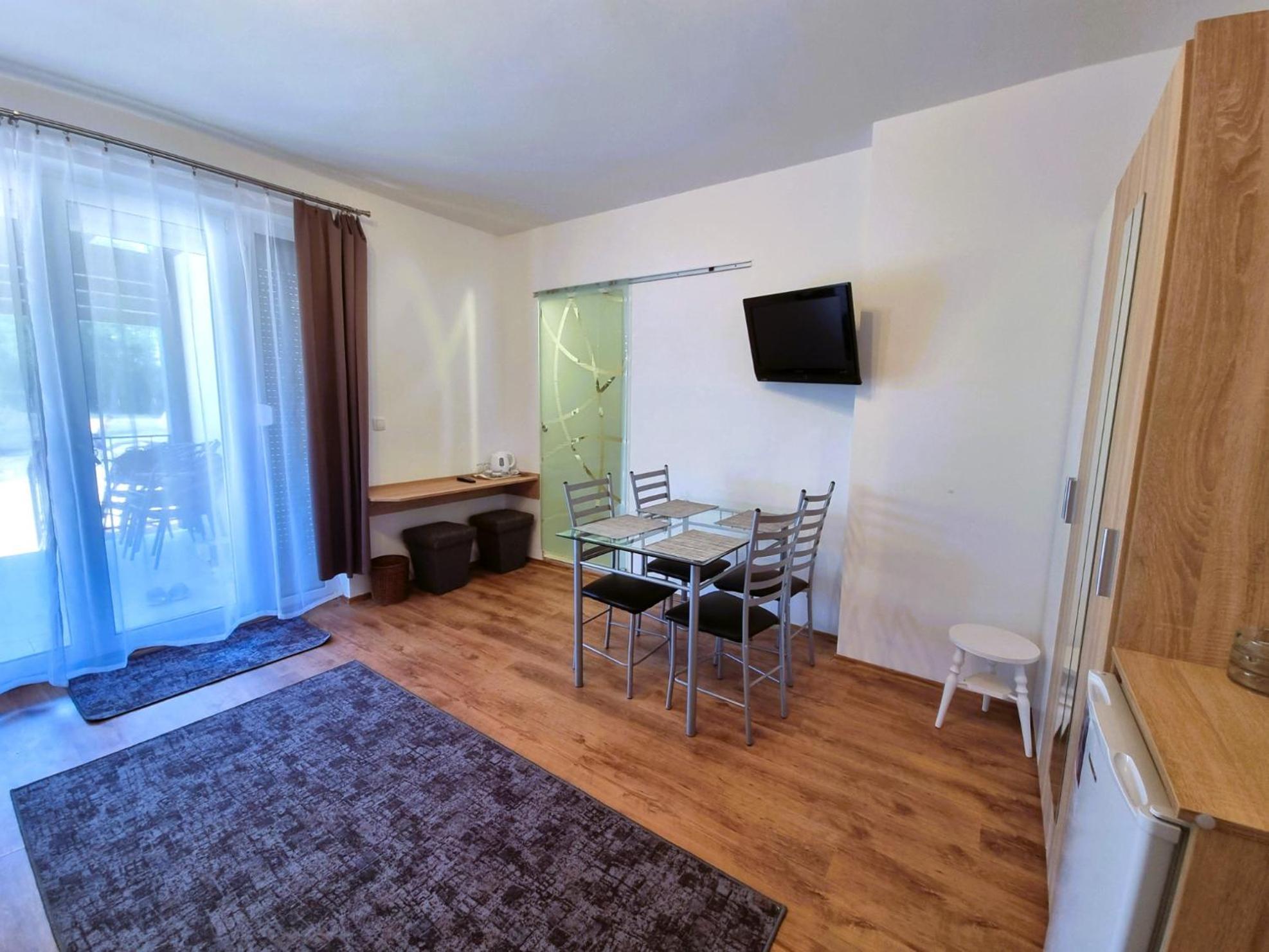 Duna-Beach Apartman Kimle Quarto foto